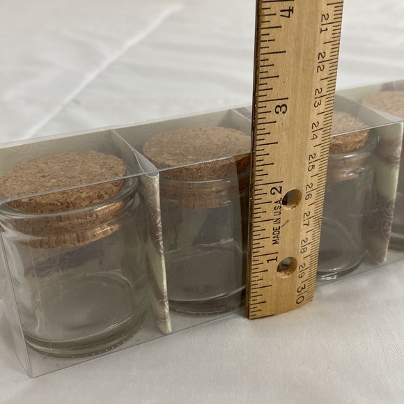 Round Mini Glass Spice Jar Set - Picture 4 of 7